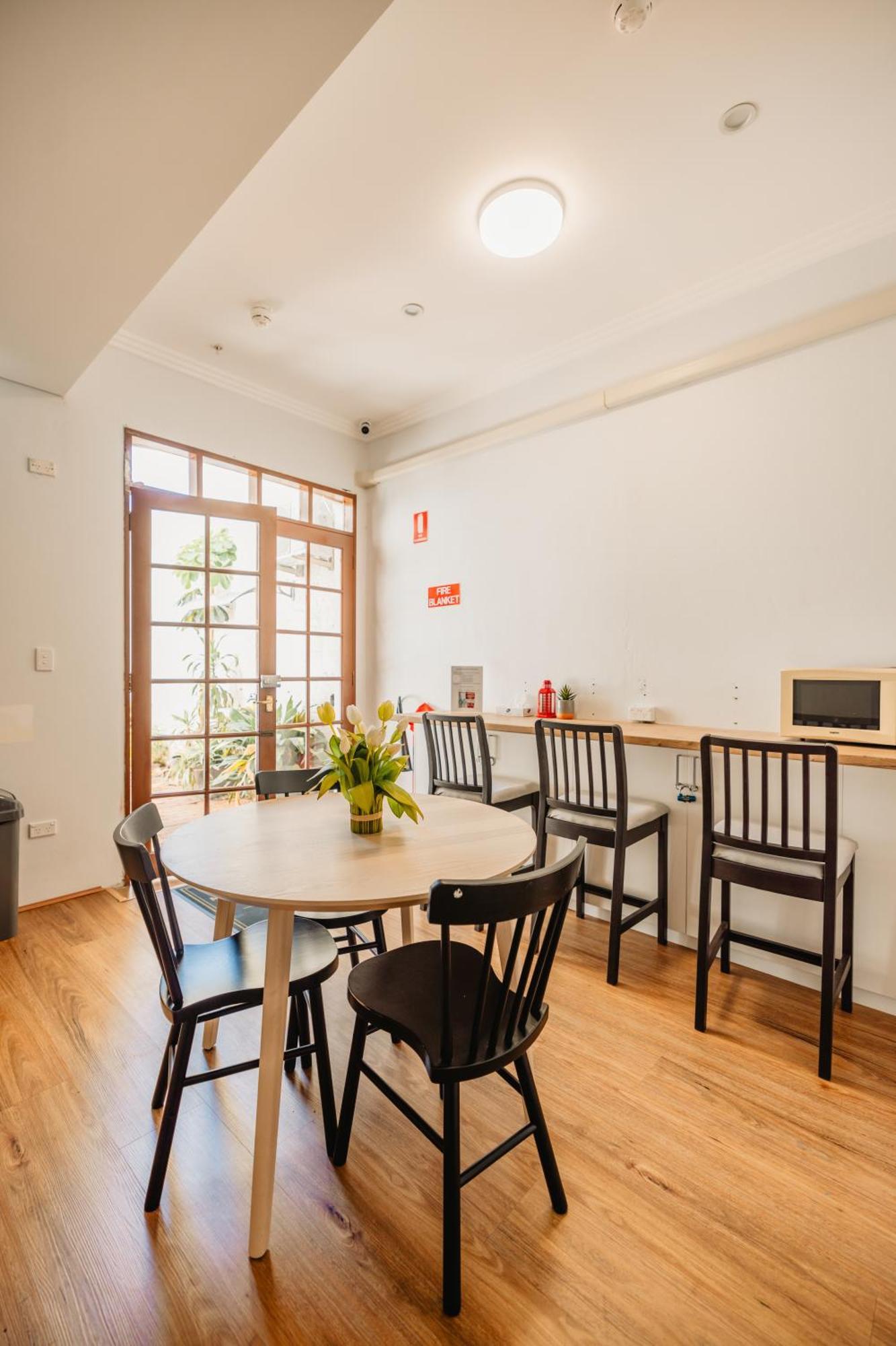 Newtown Cozy Stays Sydney Bagian luar foto